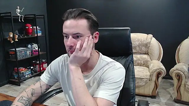 MihasikD live sex cam