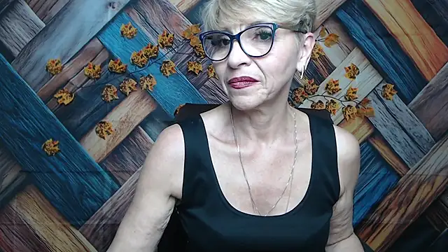 EllaBonito live sex cam