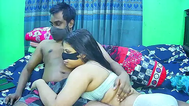 Younger_Couples live sex cam