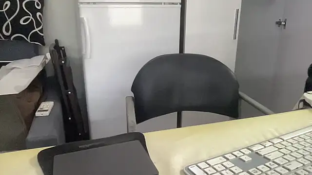 coach-karl live sex cam