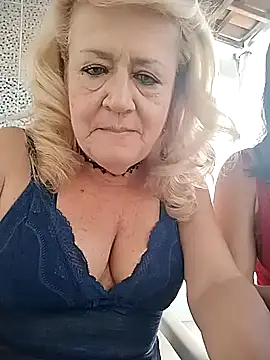 Belladama61 live sex cam