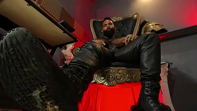 BeardAndrew live sex cam