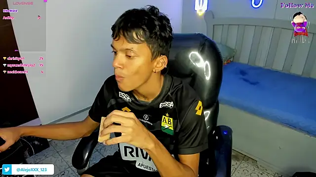 loistwink_ live sex cam