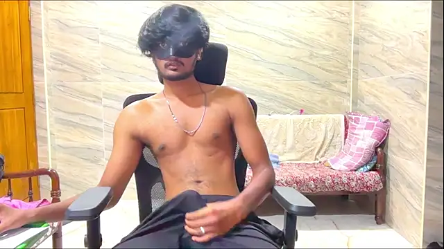 Sato2004@xh live sex cam