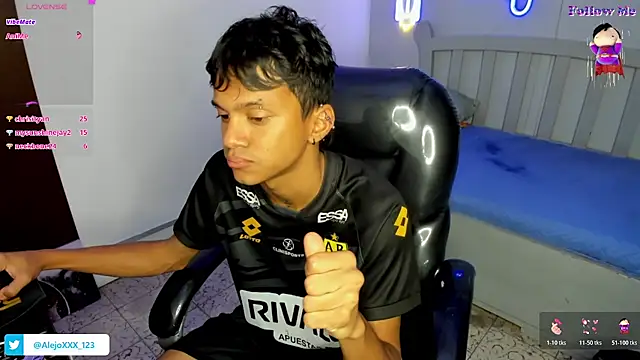 loistwink_ live sex cam