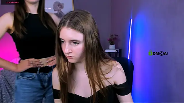 nekky_mouse live sex cam