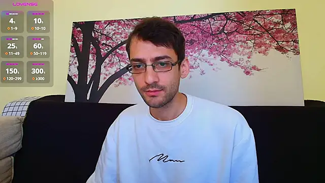 HungEddy live sex cam