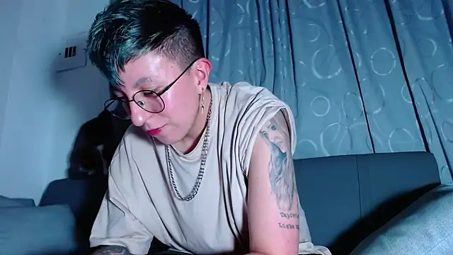 Sexyboy_666 live sex cam