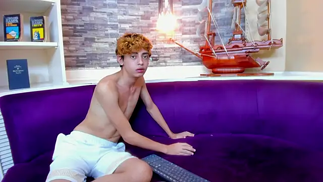 PoisonGuys live sex cam