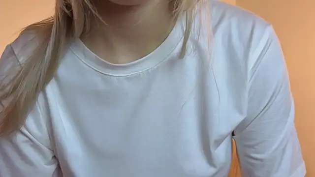 ElaneHamper live sex cam