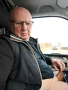 Zeigegeilehure live sex cam