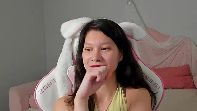 SaraDenars live sex cam