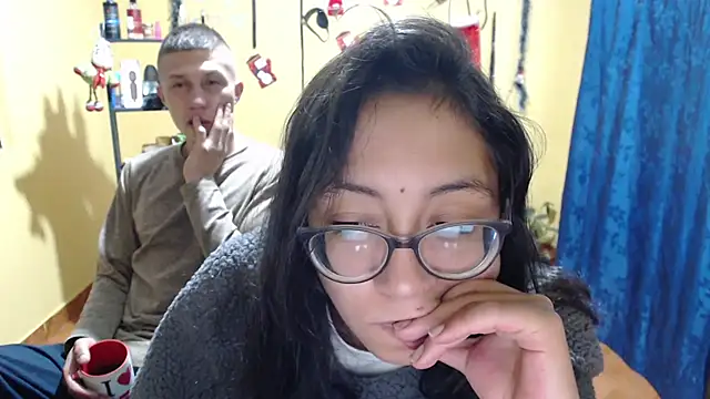 Violet_And_Smith live sex cam