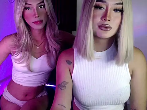 xLadyfuckerx live sex cam