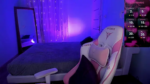 EmilyWoods_ live sex cam