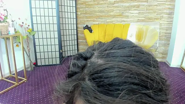 AishaRouhi live sex cam