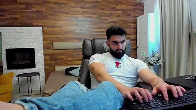 MicahLane live sex cam