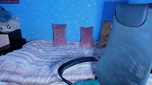 Traneba live sex cam