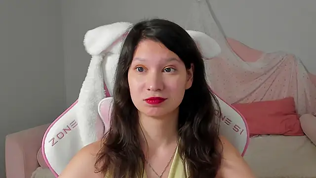 SaraDenars live sex cam