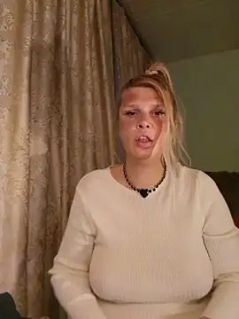 TsPostophere live sex cam