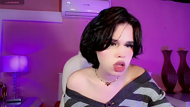 ClaudiaSophia live sex cam