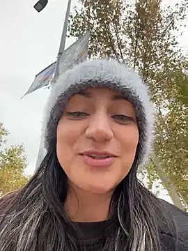 Ninabigtitied live sex cam