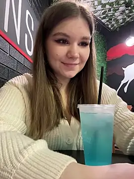 PumaShyXD live sex cam