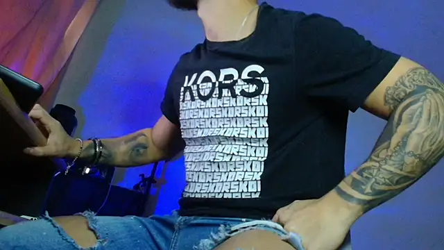 XanderCage99 live sex cam