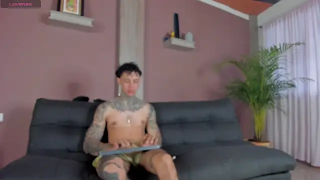 Aron_ford live sex cam