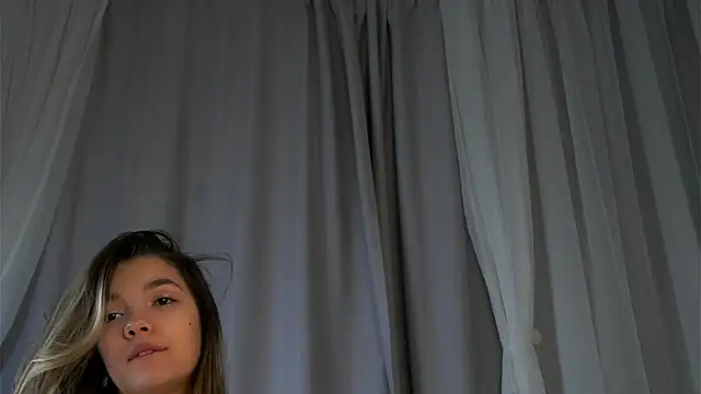 VeronaAppleberry live sex cam