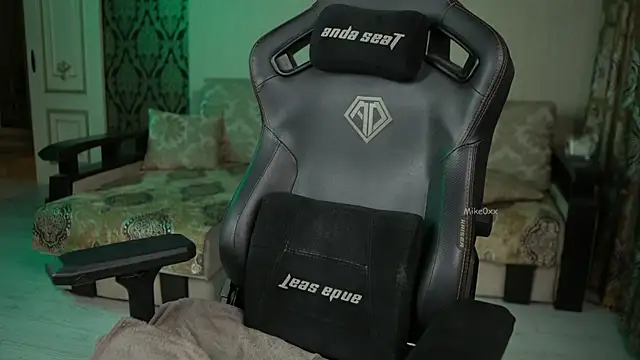 mike0xx live sex cam