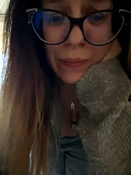 NadiraNoor live sex cam