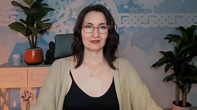 UnaTerra live sex cam