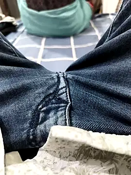 Village_aunty12 live sex cam