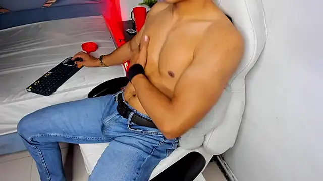 Lucii_fer_ live sex cam