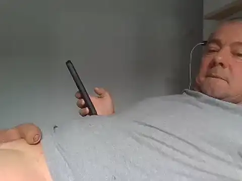 hugoboys4576 live sex cam