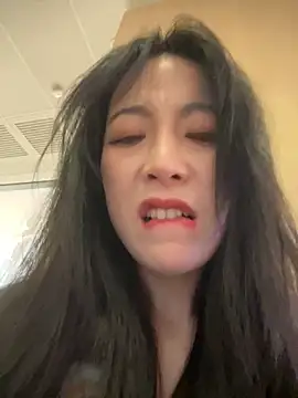 yourkeer live sex cam