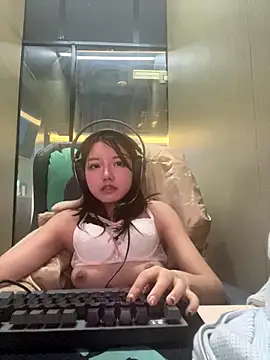 99EE-yy live sex cam