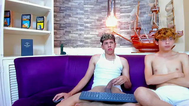 PoisonGuys live sex cam