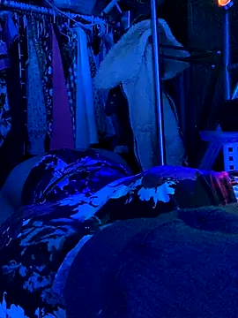 gurlnips live sex cam