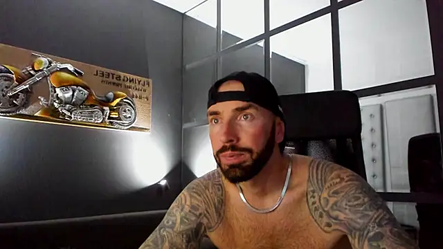 AronGrant live sex cam