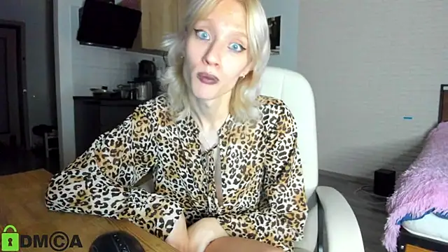 _Alice_Kitty live sex cam