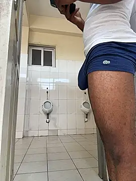 Black-mamba-madingo live sex cam