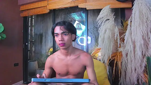 AlanCutee live sex cam