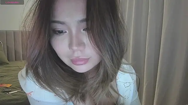 SaliUong live sex cam