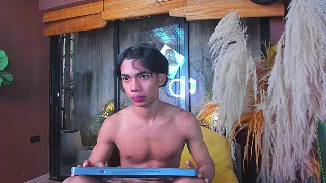 AlanCutee live sex cam