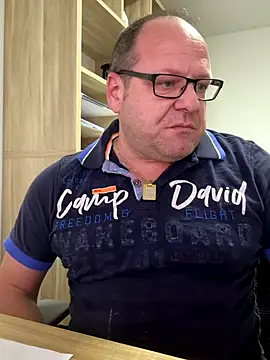 coupleLatinaLovers live sex cam