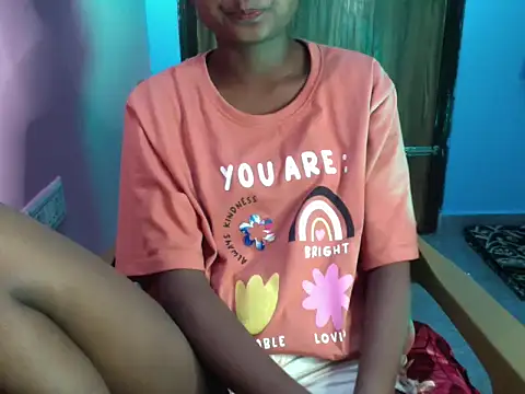 Riyya_00 live sex cam