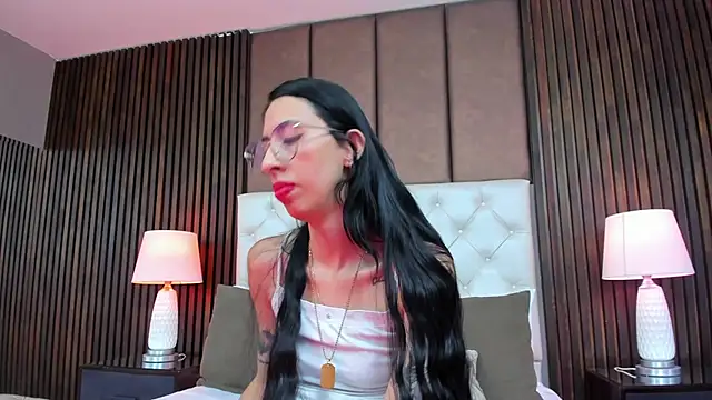 Kendal_Foxxx live sex cam