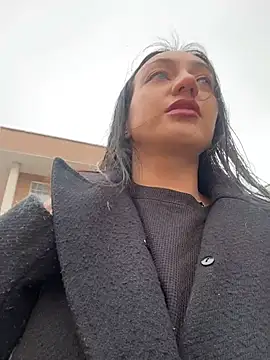 Ninabigtitied live sex cam